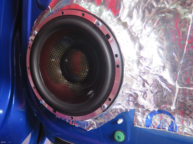 东莞车乐汇汽车音响：本田飞度改装诗蔓汽车音响系统，听DJ怒吼！