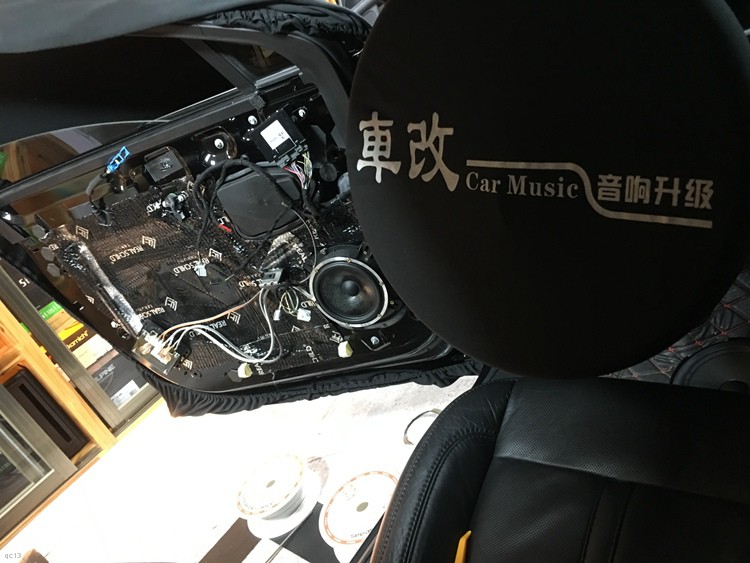 惠州车改汽车音响：林肯MKZ改装诗蔓高性价比汽车音响系统