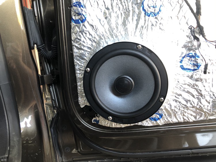大众途观汽车音响改装诗蔓音响，东莞车乐汇汽车音响